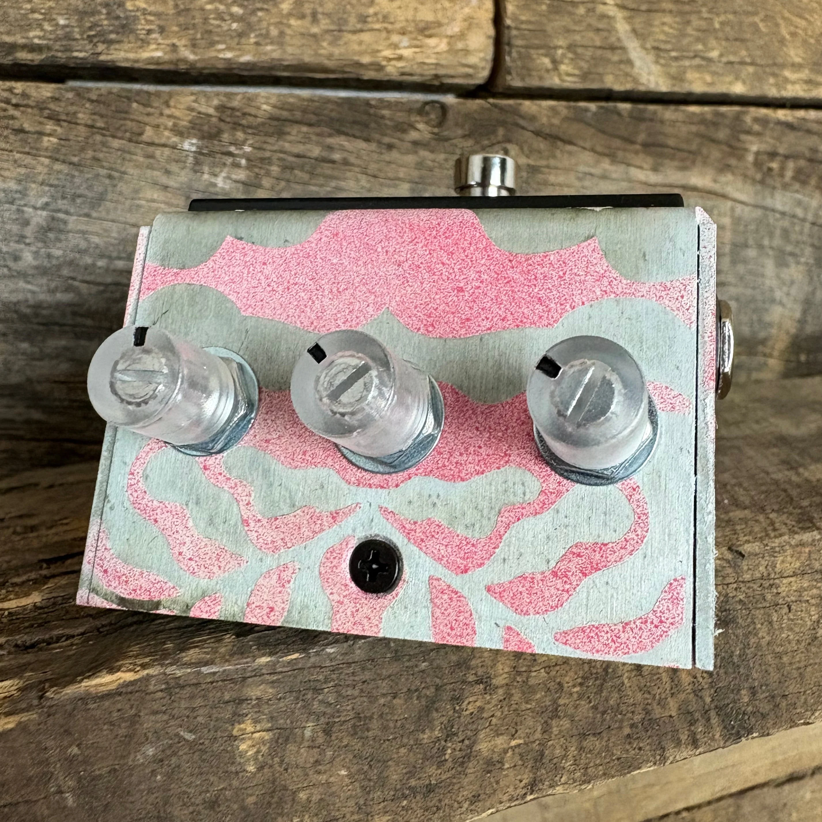 Beetronics Whoctahell V2 • Low Octave Beeast *Custom Shop WH0029* - Image 5