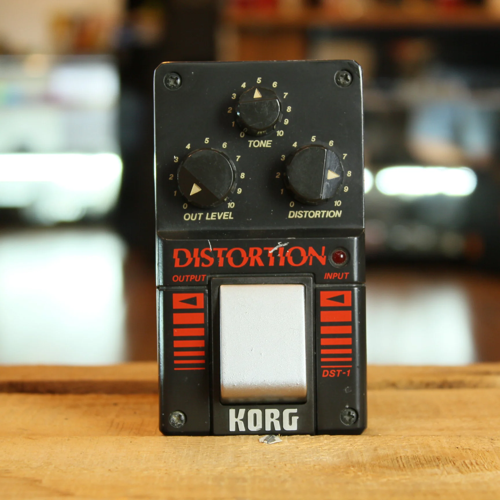 VINTAGE Korg DST-1 Distortion
